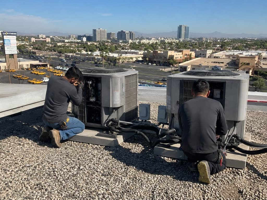 Airnet HVAC Master Technician Servicing Unit